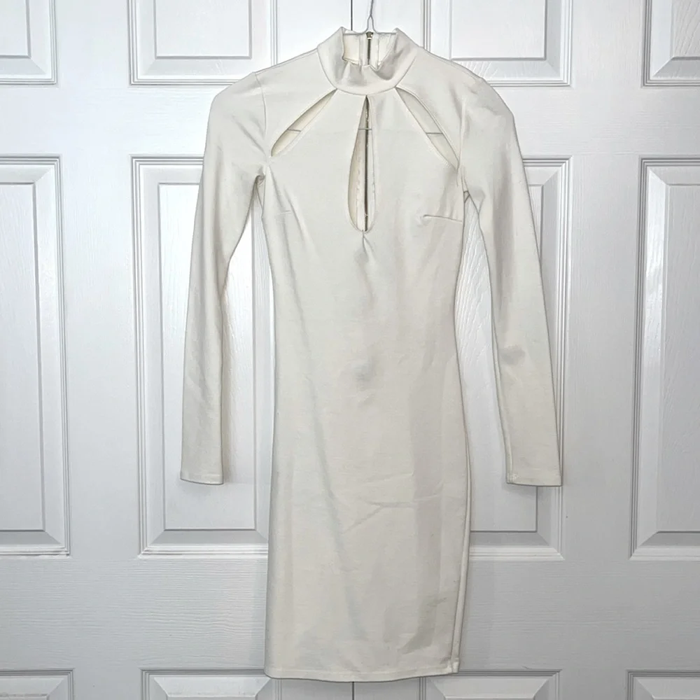 Charlotte Russe XS white long sleeve dress cutout front - Picture 1 of 4